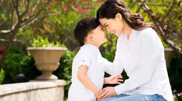 孕期营养：维生素对辅助生殖健康的关键作用